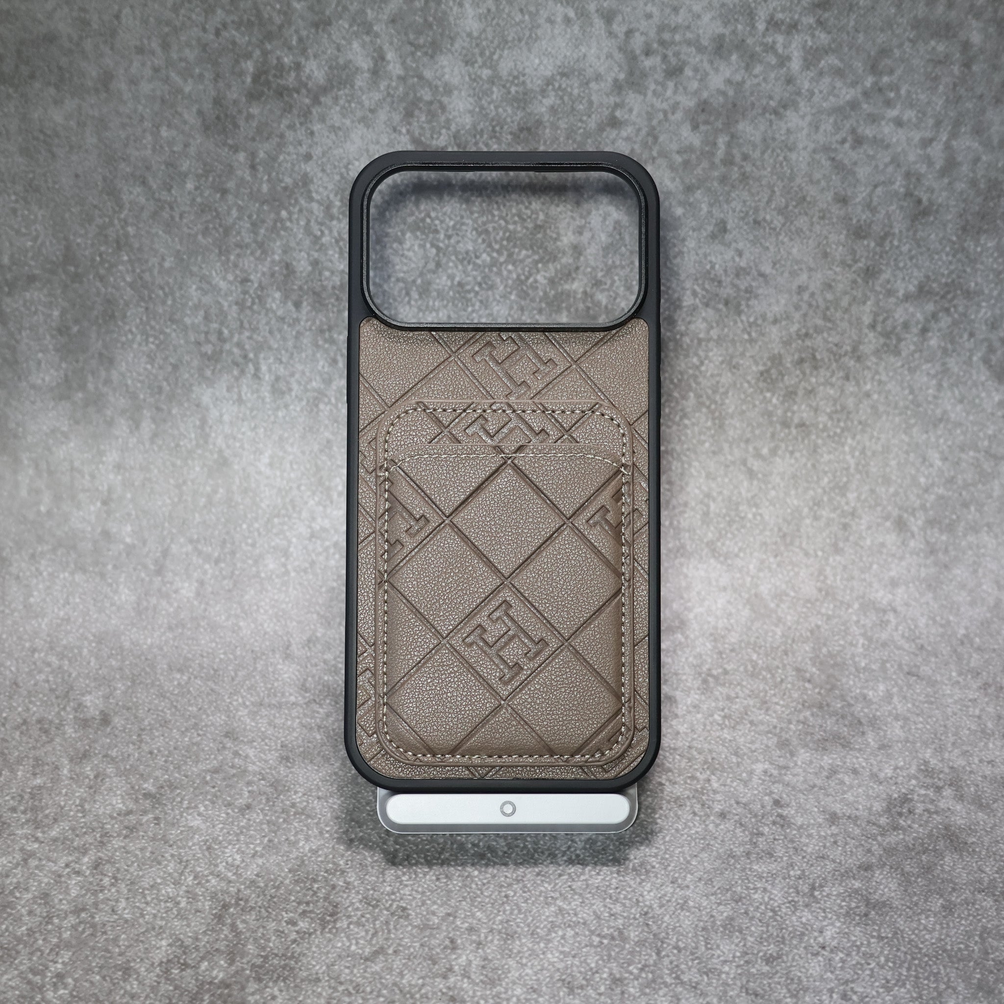 Hermes Phone Case Card Holder For 17 / 17 Pro / 17 Pro Max