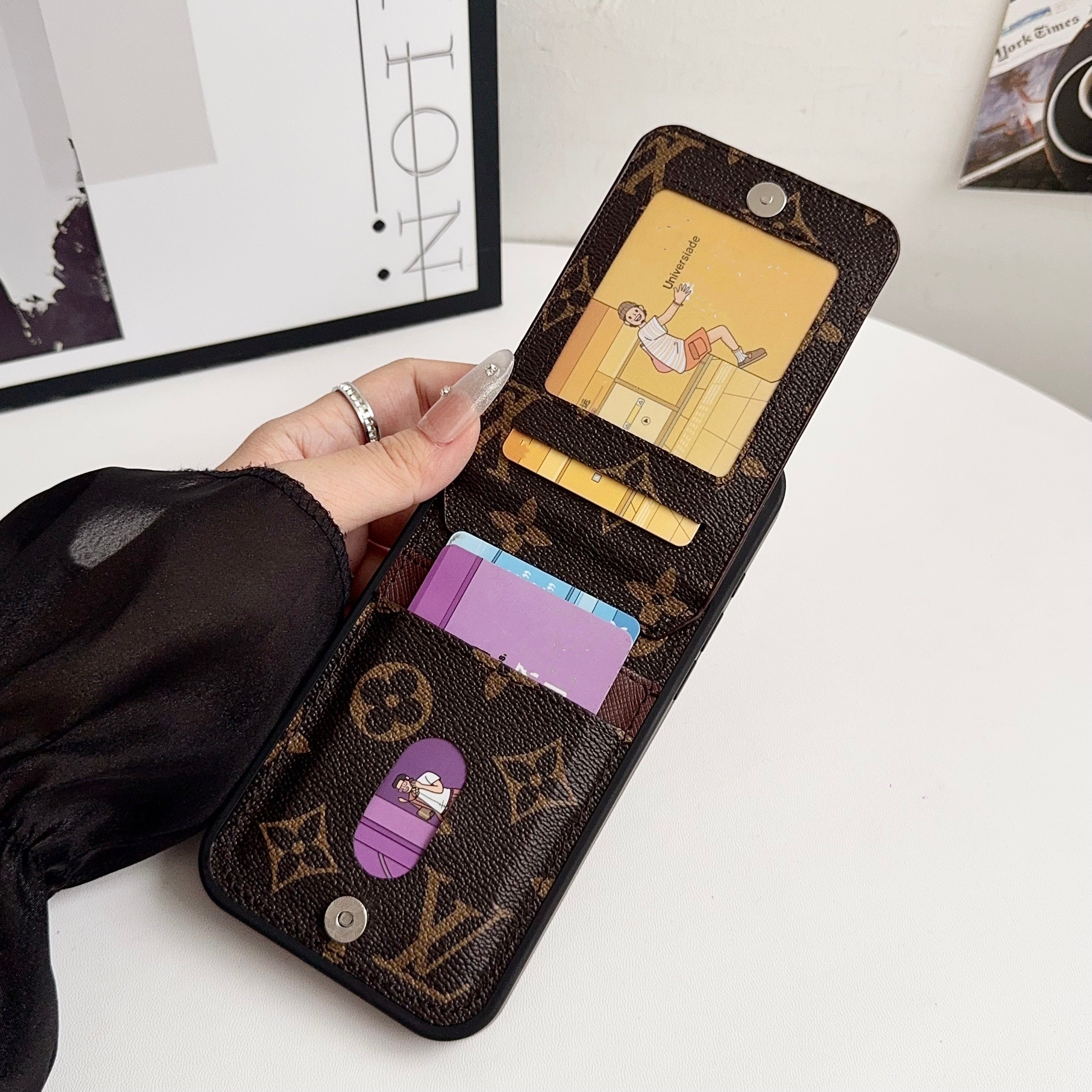 Louis V Card Holder Iphone 17 Series Case