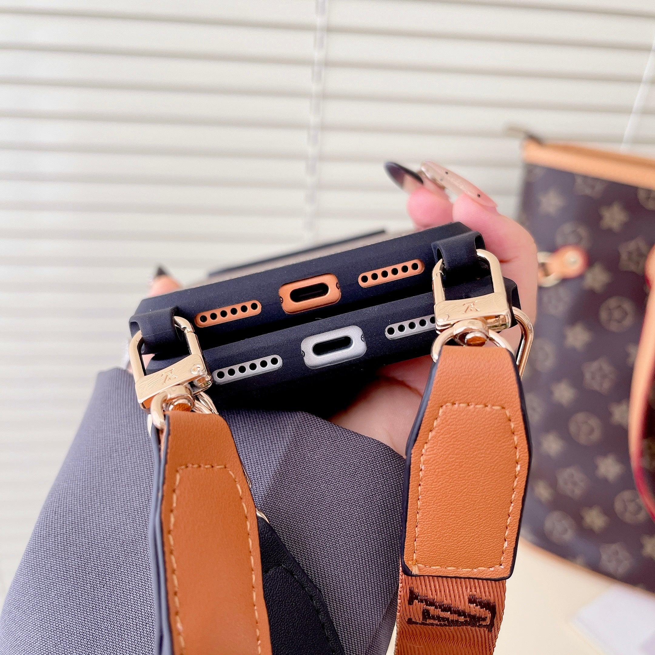 Lv Classic Monogram Iphone Case Crossbody For 13-17 / Pro / Pro Max