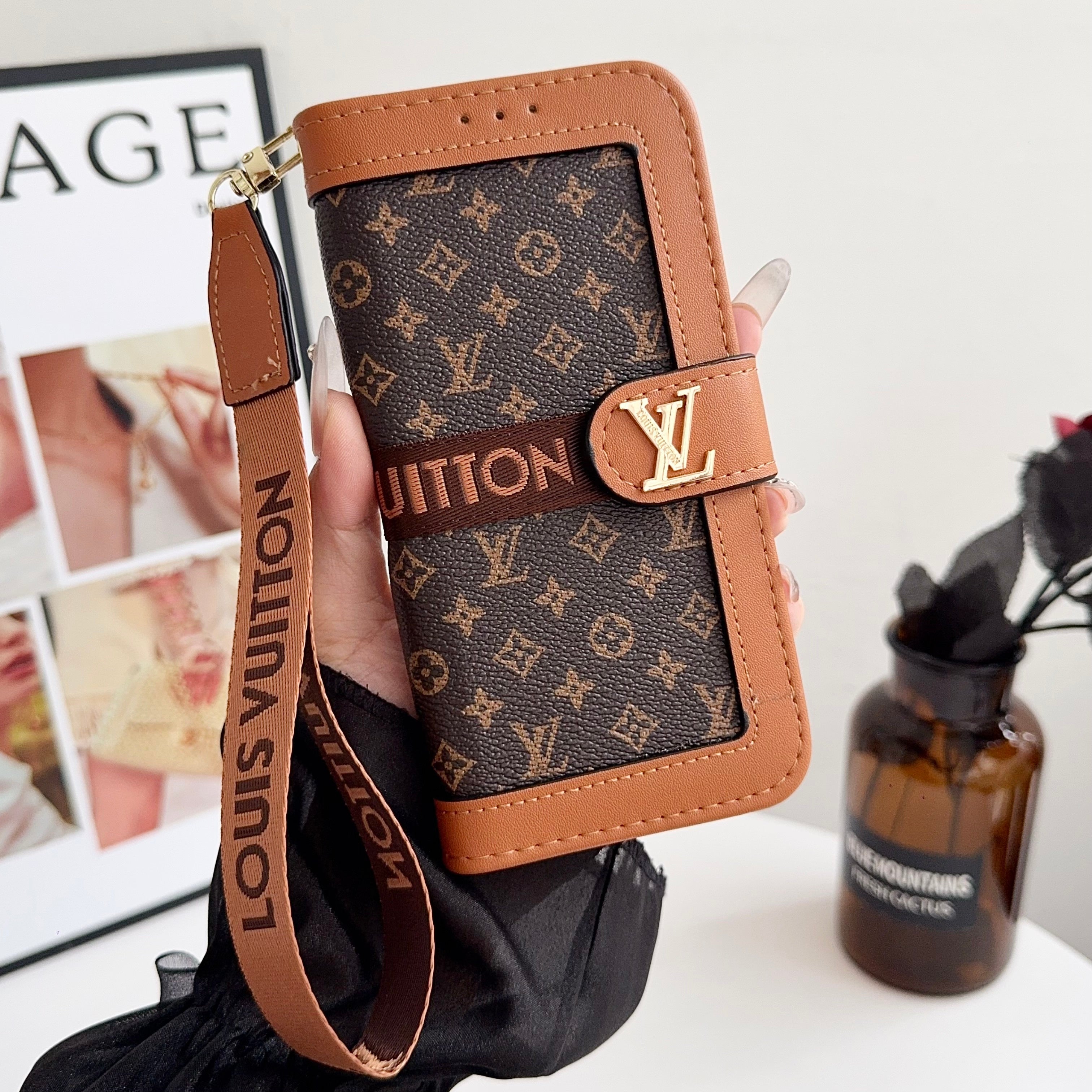 Louis Vuitton Flip Folio Iphone Case For 17/Pro/Pro Max/Air