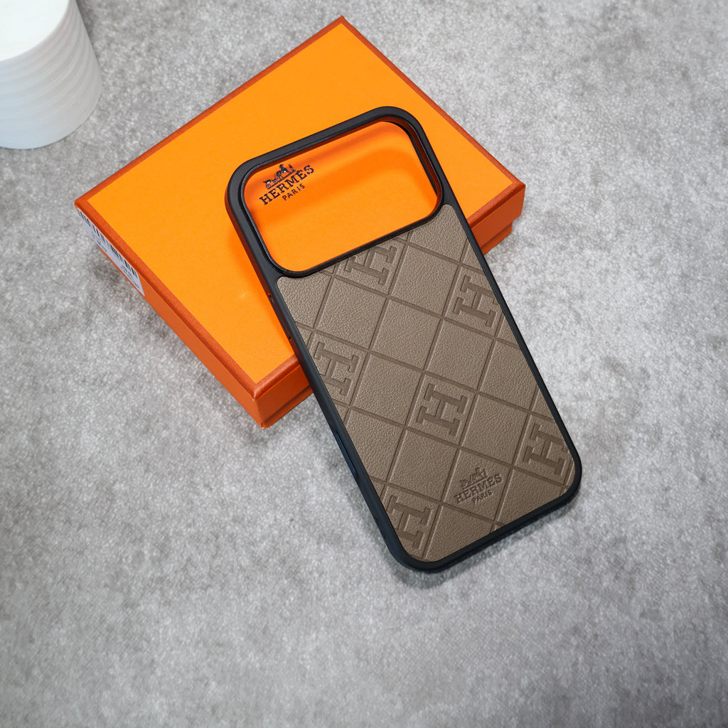 Stamped Leather H Iphone Case For 17 Series